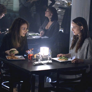 Mila Kunis, Natalie Portman, Black Swan Mila Kunis, Natalie Portman, Black Swan